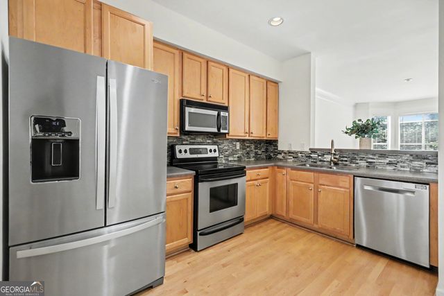 375 Highland Avenue NE 404, Atlanta, GA 30312