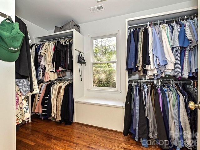 3131 Pinehurst Place, Charlotte, NC 28209