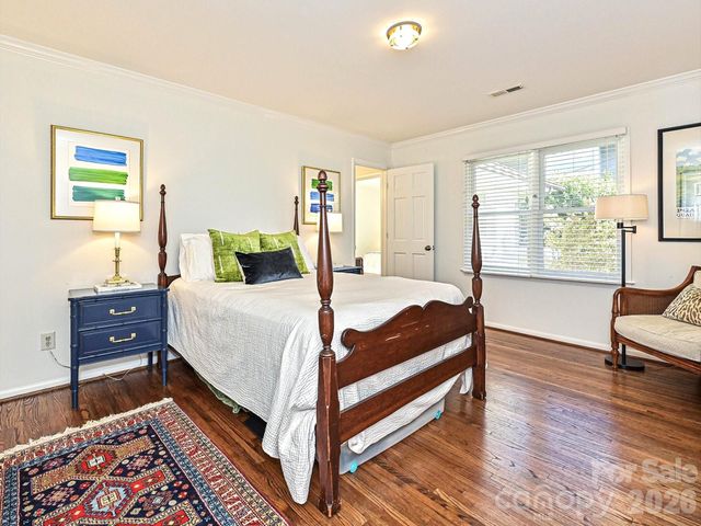 3131 Pinehurst Place, Charlotte, NC 28209