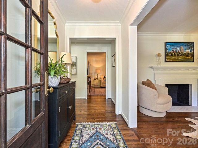 3131 Pinehurst Place, Charlotte, NC 28209