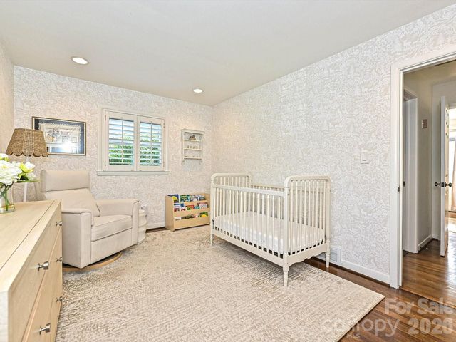 3131 Pinehurst Place, Charlotte, NC 28209