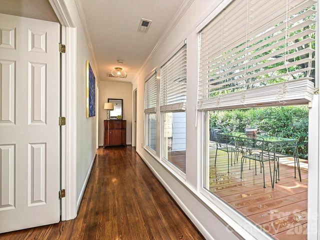 3131 Pinehurst Place, Charlotte, NC 28209