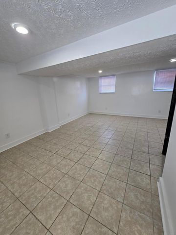 2626 Diane Place, Columbus, OH 43207