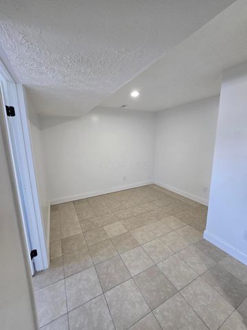 2626 Diane Place, Columbus, OH 43207