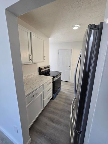 2626 Diane Place, Columbus, OH 43207