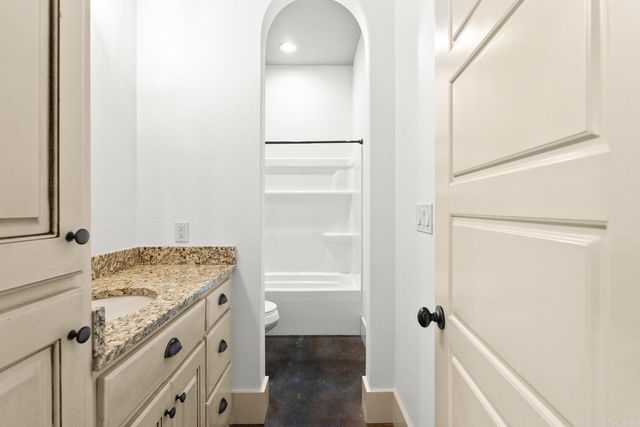 335 Vintage Cove, Conway, AR 72034