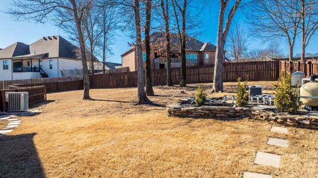 335 Vintage Cove, Conway, AR 72034