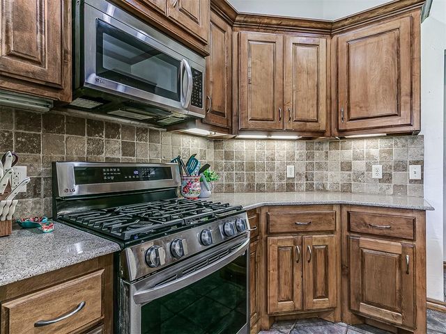 18900 Pawnee Creek Road, Cashion, OK 73016