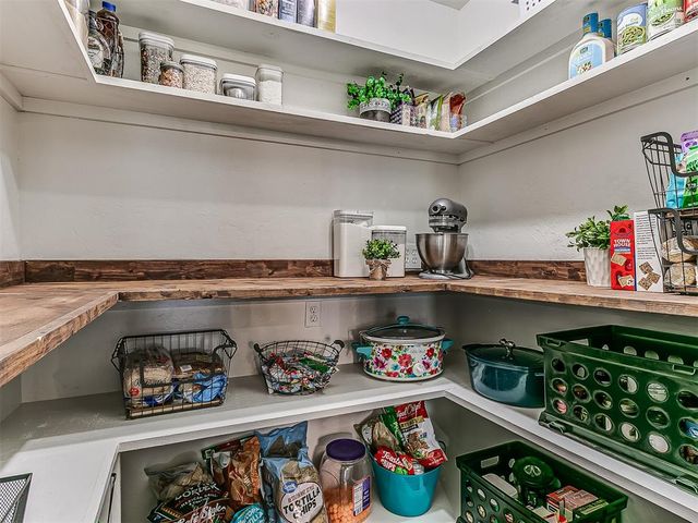18900 Pawnee Creek Road, Cashion, OK 73016
