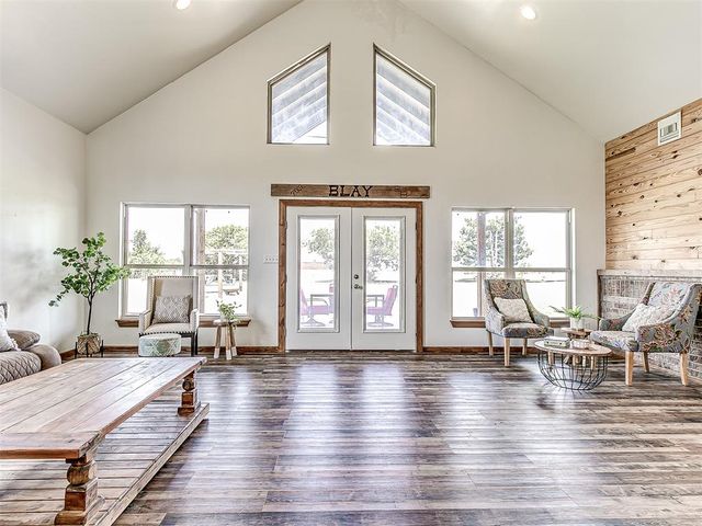 18900 Pawnee Creek Road, Cashion, OK 73016