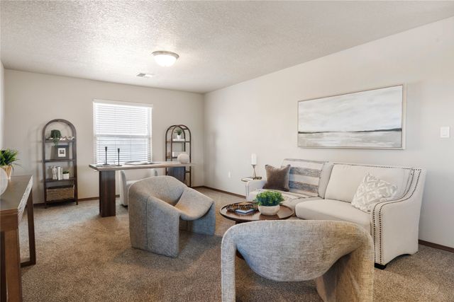 8700 Desert Finch Lane, Albuquerque, NM 87122