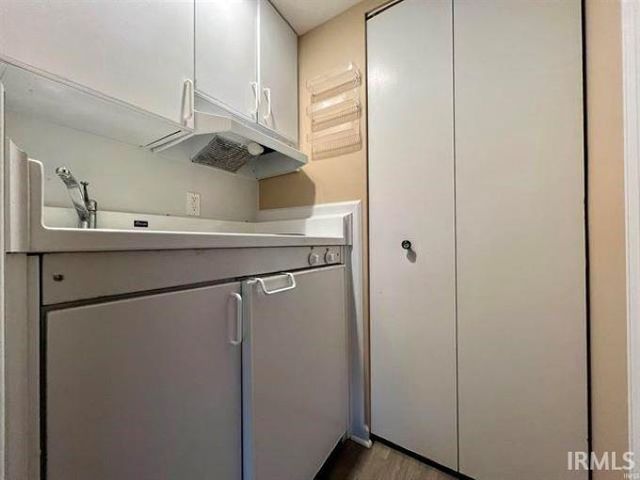 9052 S Pointe Ridge Lane, Bloomington, IN 47401