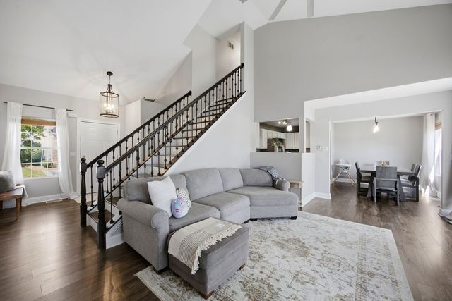 11139 RAVENGATE Court, Orland Park, IL 60467