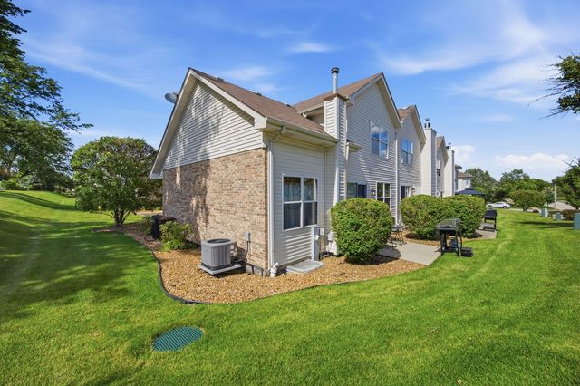 11139 RAVENGATE Court, Orland Park, IL 60467