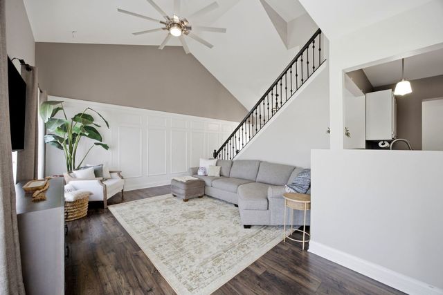 11139 RAVENGATE Court, Orland Park, IL 60467