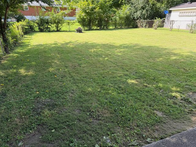 182 W Erskine Drive, Danville, KY 40422
