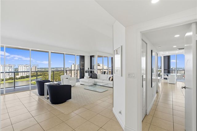 20281 E Country Club Dr 2101, Aventura, FL 33180