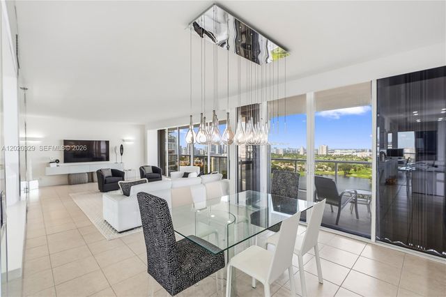 20281 E Country Club Dr 2101, Aventura, FL 33180