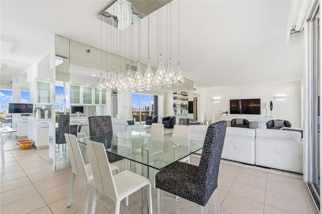 20281 E Country Club Dr 2101, Aventura, FL 33180