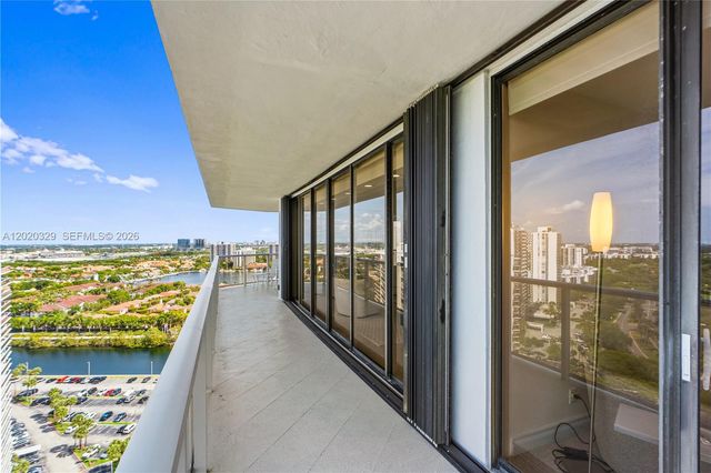 20281 E Country Club Dr 2101, Aventura, FL 33180