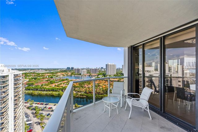 20281 E Country Club Dr 2101, Aventura, FL 33180