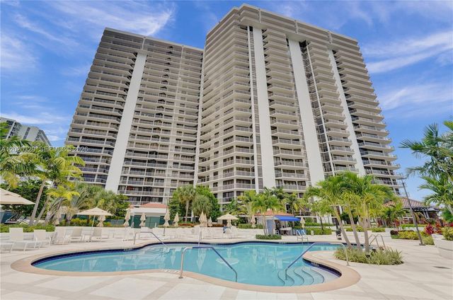 20281 E Country Club Dr 2101, Aventura, FL 33180