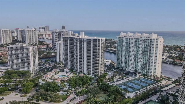 20281 E Country Club Dr 2101, Aventura, FL 33180