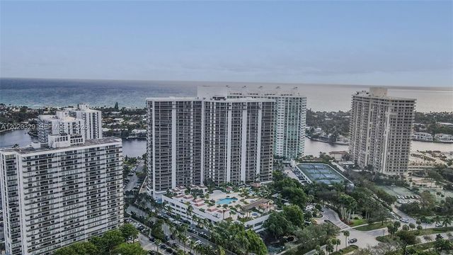 20281 E Country Club Dr 2101, Aventura, FL 33180