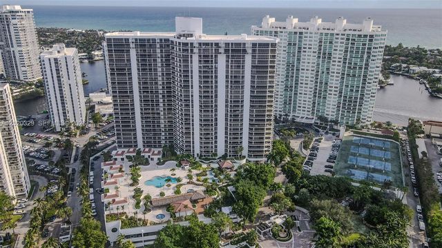 20281 E Country Club Dr 2101, Aventura, FL 33180