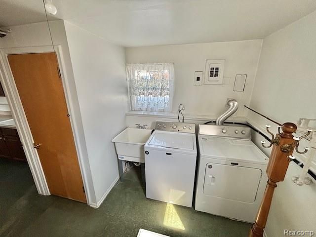 14022 Stoeflet Street, Rockwood, MI 48173