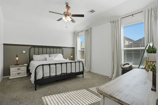 10408 Autumn Leaves Lane, Aubrey, TX 76227