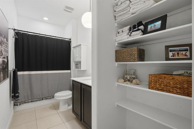 10408 Autumn Leaves Lane, Aubrey, TX 76227