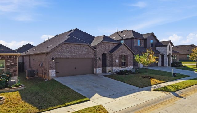10408 Autumn Leaves Lane, Aubrey, TX 76227