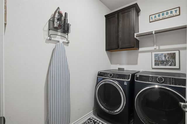 10408 Autumn Leaves Lane, Aubrey, TX 76227