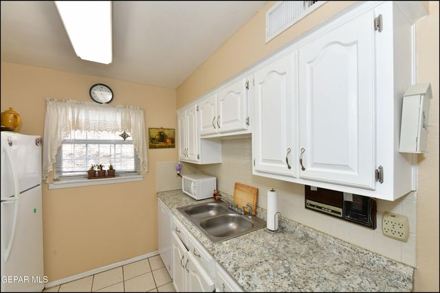 10725 SAIGON Drive, El Paso, TX 79925