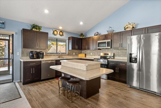 1011 FAIRCLOTH COURT, Oviedo, FL 32765