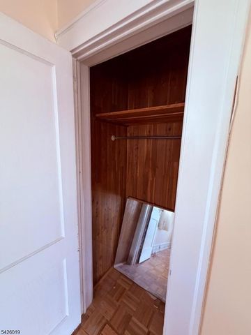 52 Looker St, Hillside Twp., NJ 07205