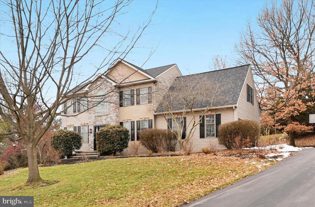 224 BULLRUSH LANDING, Elizabethtown, PA 17022