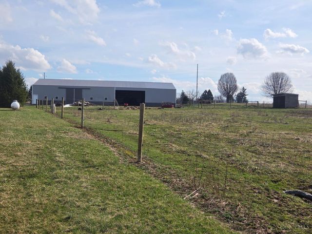 895 Hale Road, Adams Twp, OH 45177