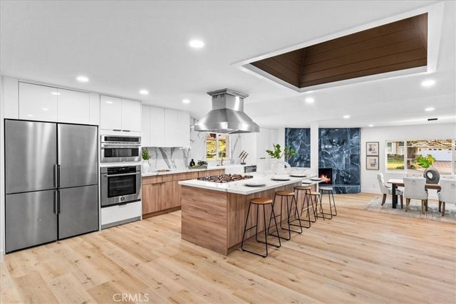 1271 Brittany Cross, North Tustin, CA 92705