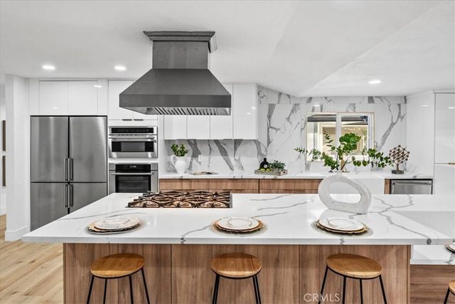 1271 Brittany Cross, North Tustin, CA 92705