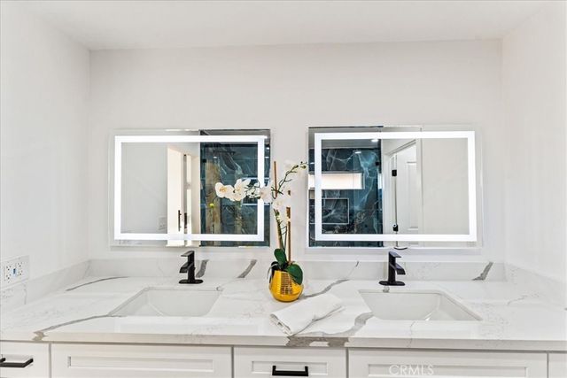 1271 Brittany Cross, North Tustin, CA 92705