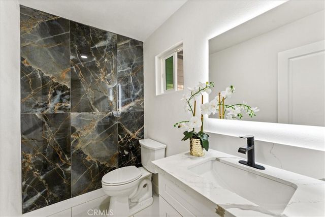 1271 Brittany Cross, North Tustin, CA 92705