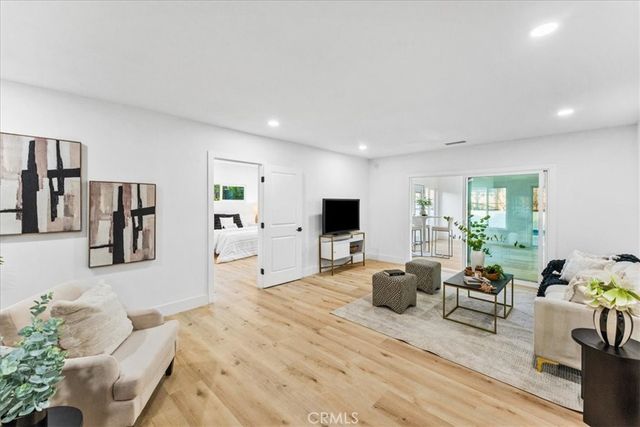 1271 Brittany Cross, North Tustin, CA 92705