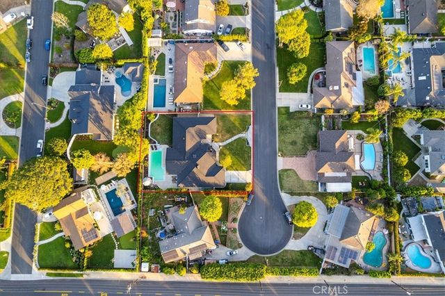 1271 Brittany Cross, North Tustin, CA 92705