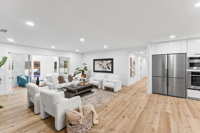 1271 Brittany Cross, North Tustin, CA 92705