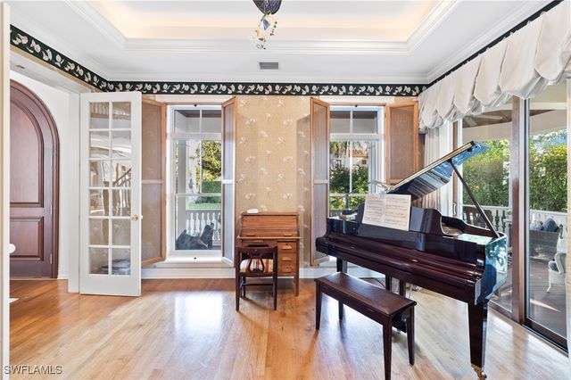 2170 Marina DR, Naples, FL 34102