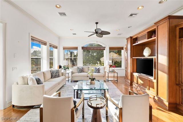 2170 Marina DR, Naples, FL 34102