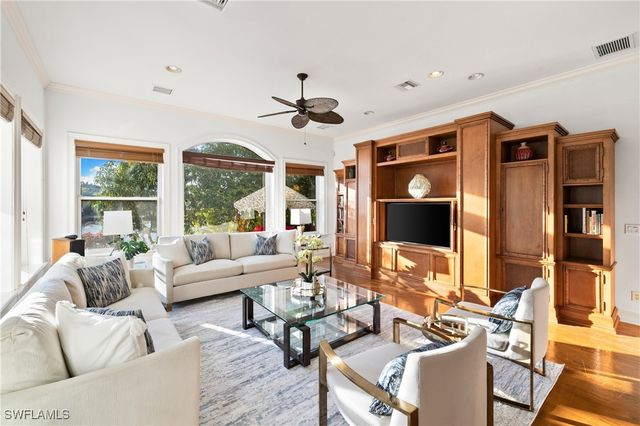 2170 Marina DR, Naples, FL 34102