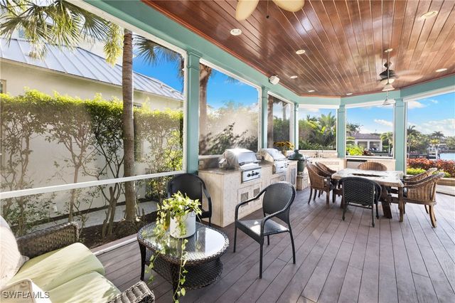 2170 Marina DR, Naples, FL 34102